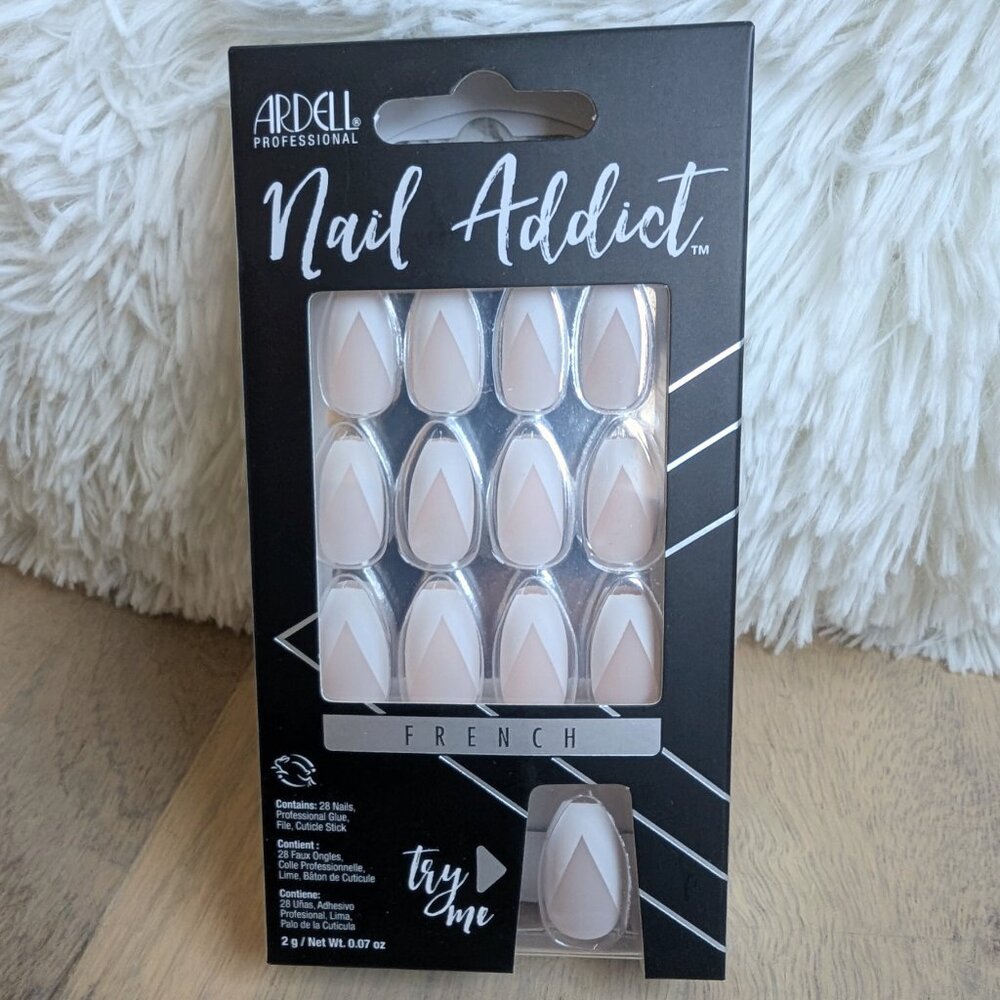 Ardell Nail Addict French Press-On Nails – Nude with White Tip (28 Nails)